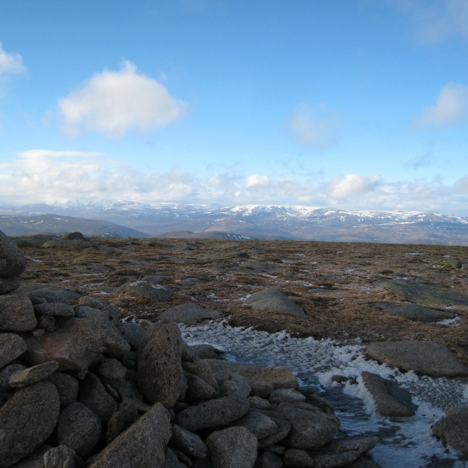 View west from the summit of Carn a' Chorie Bhaidheach