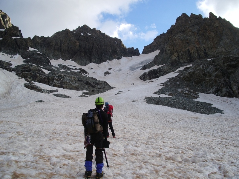 Pic de Neige Cordier - Centre peak.jpg