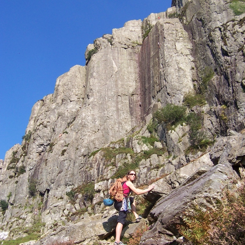 Dinas Cromlech - Jeanie approaching crag