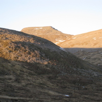 Evening sun on Cairn Toul