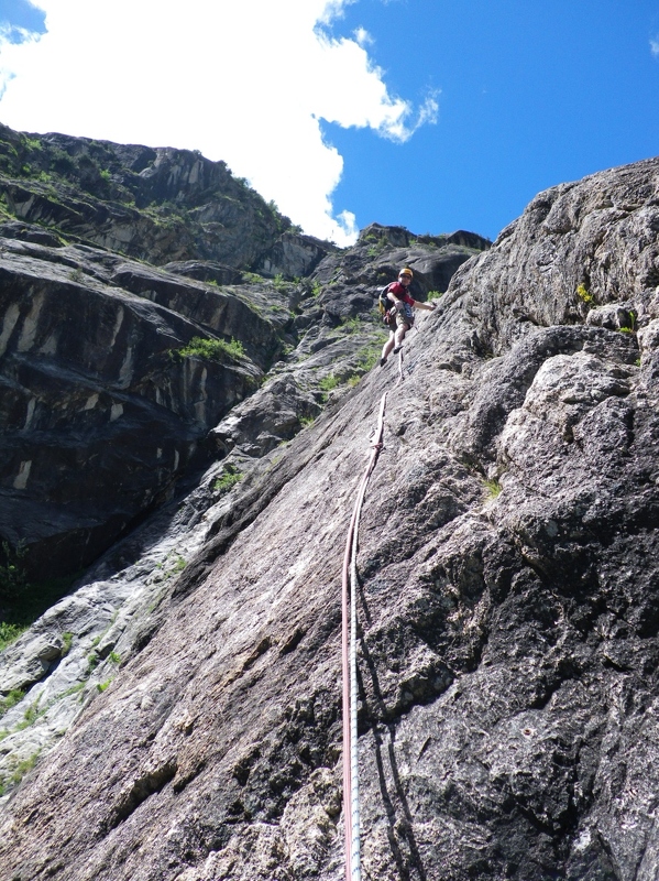 On 5th pitch of Ecrins Total.jpg