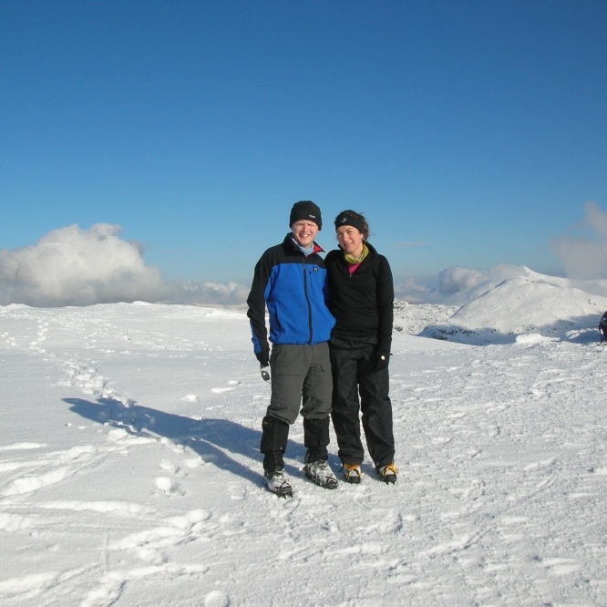 Munro 147 An Caisteal (995m) [18022010] Robin and Katie .JPG