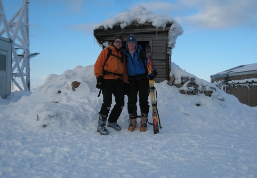 Munro 245 The Cairnwell (933m) [210210] Lucy Nigel.JPG