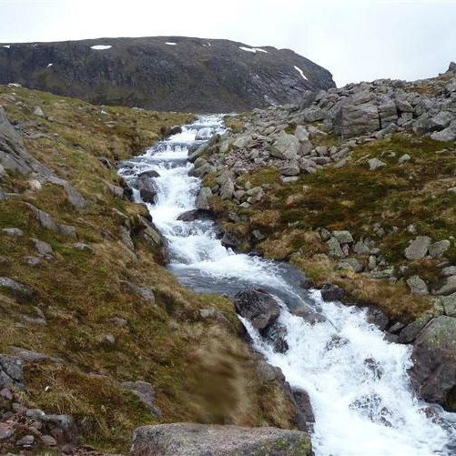 Outflow from Loch Etchachan