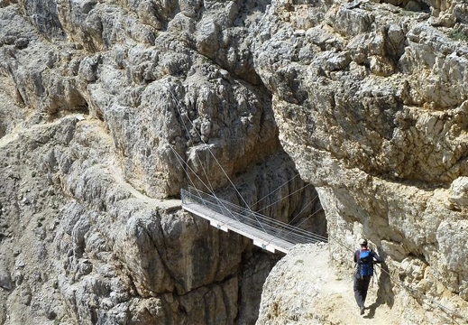Bridge on the way off via the Austrian Mountain Path