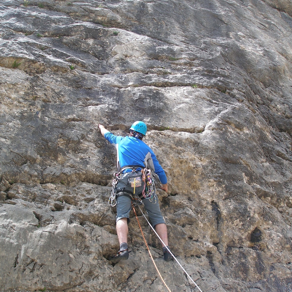 Iain climbing at Sas de Stria