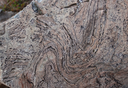 Andesite flow marks
