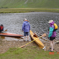 Stuart O - Alisdair gets in his kayak