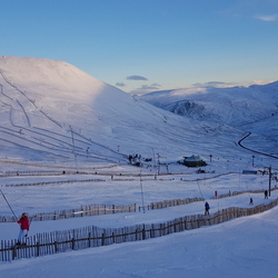 Glenshee Skiing