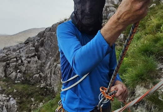 The well-dressed belayer