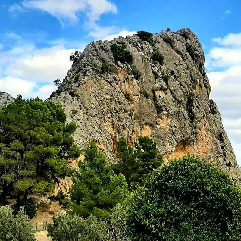 MM Guadalest crag.jpg