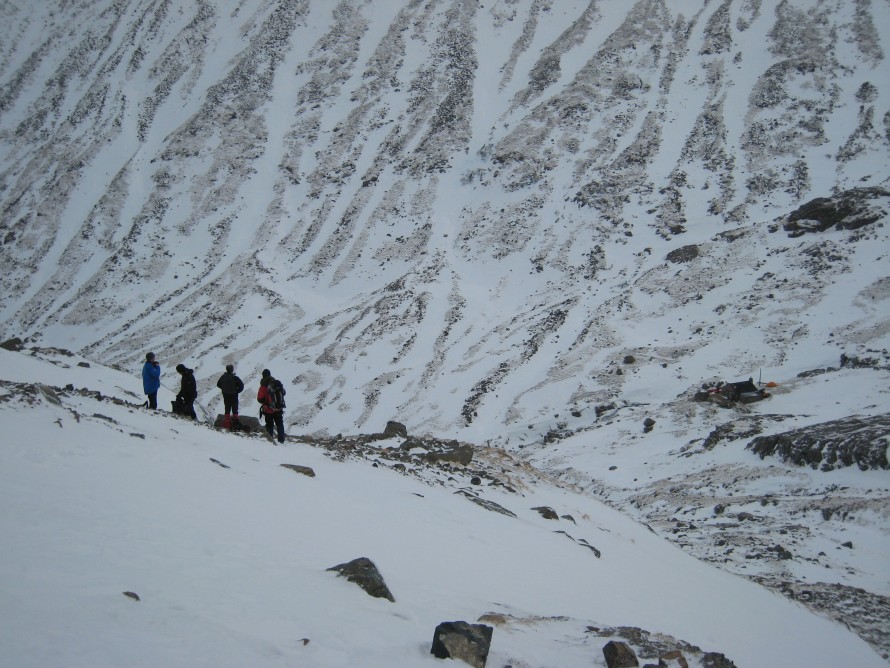 Climbers on their way to start their Routes, CIC in background