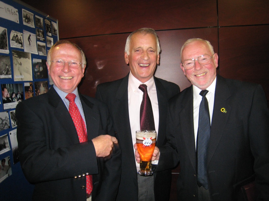 C Murray - Graham Willoughby, Claude Young & Roy Lindsay OMC 60th Dinner Sept 2010 136